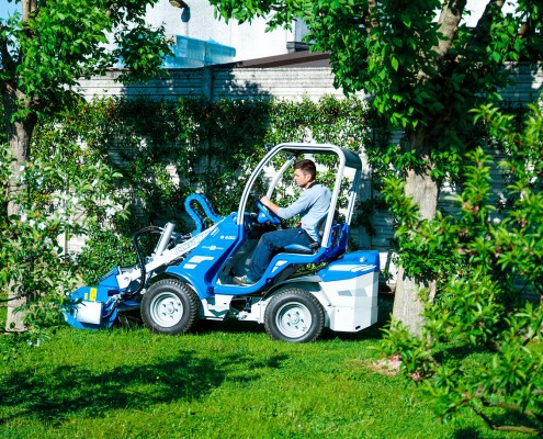MultiOne mini loader S630 with lawn mower